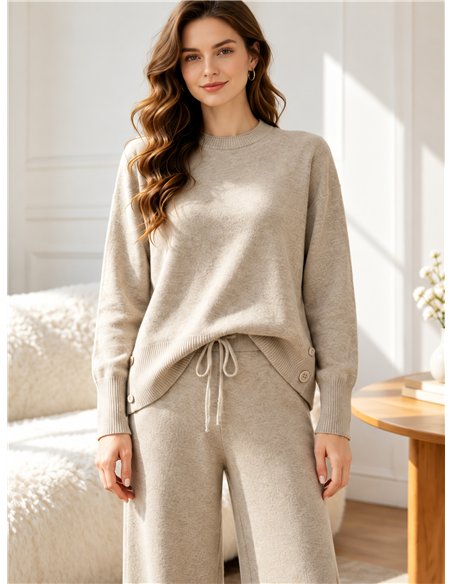 Conjunto jersey con botones laterales y pantalón