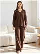 Conjunto jersey cuello pico y pantalón
