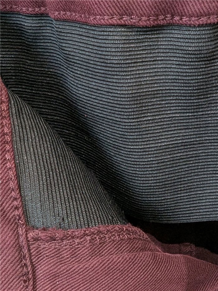 Jeans wide leg vino cintura con faja