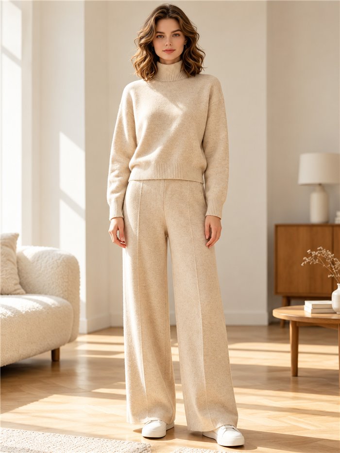 Conjunto jersey cuello alto y pantalón