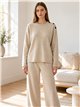 Ensemble pull et pantalon avec boutons à l'épaule