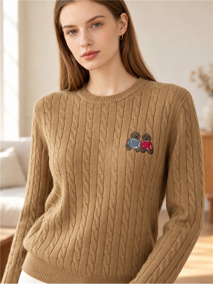 Camisa de malha trançada bordada