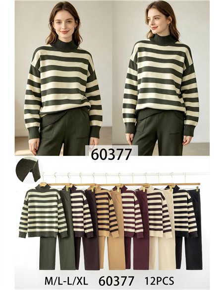 Conjunto jersey rayas cuello alto y pantalón