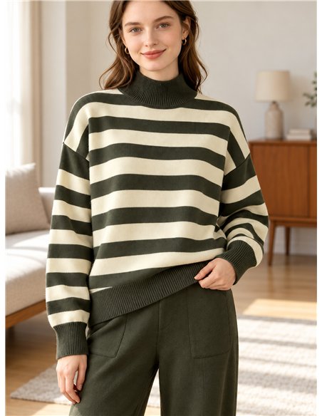 Conjunto jersey rayas cuello alto y pantalón