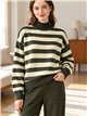 Conjunto jersey rayas cuello alto y pantalón