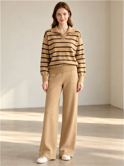 Set aus gestreiftem Polo-Pullover und Hose