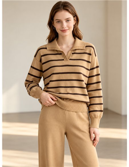 Set aus gestreiftem Polo-Pullover und Hose