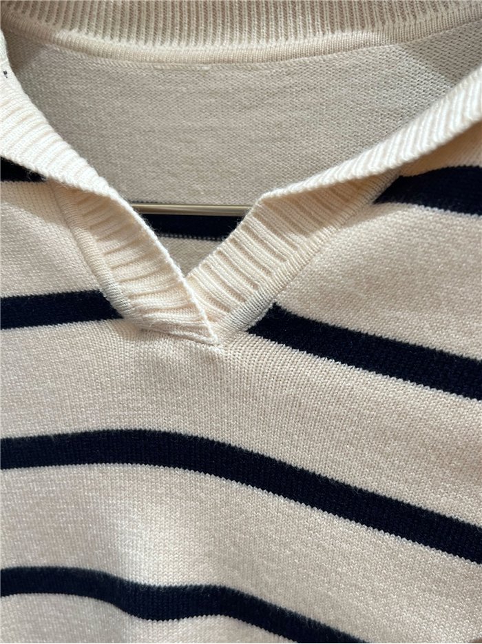 Set aus gestreiftem Polo-Pullover und Hose