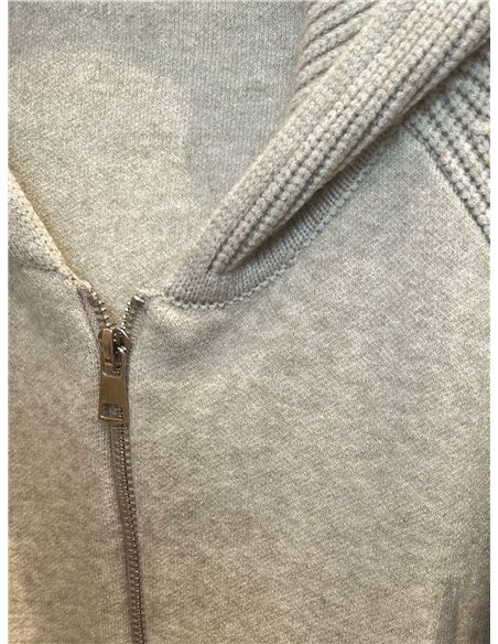 Giacca in maglia con cappuccio e cerniera