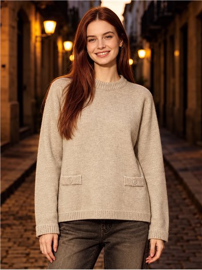 Pullover mit Taschen und Knopf