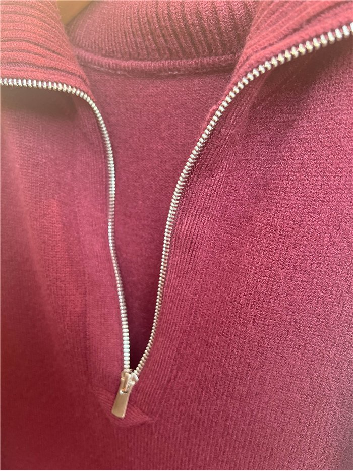 Colete de malha com gola polo
