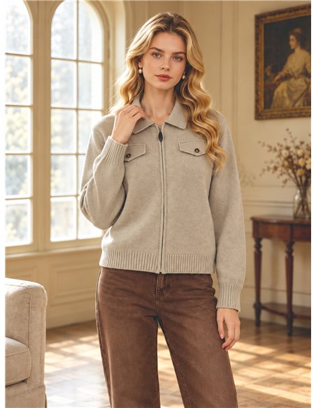 Cardigan con tasche a patta