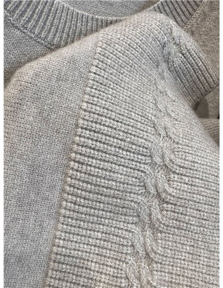 Cable hem round neck sweater