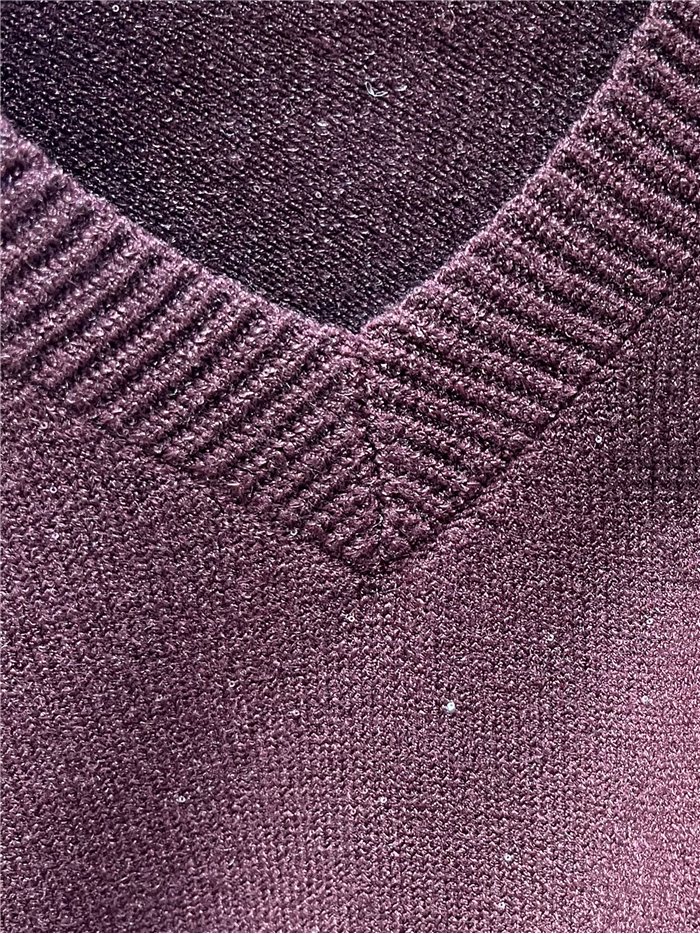 Relaxed V neck knit sweater