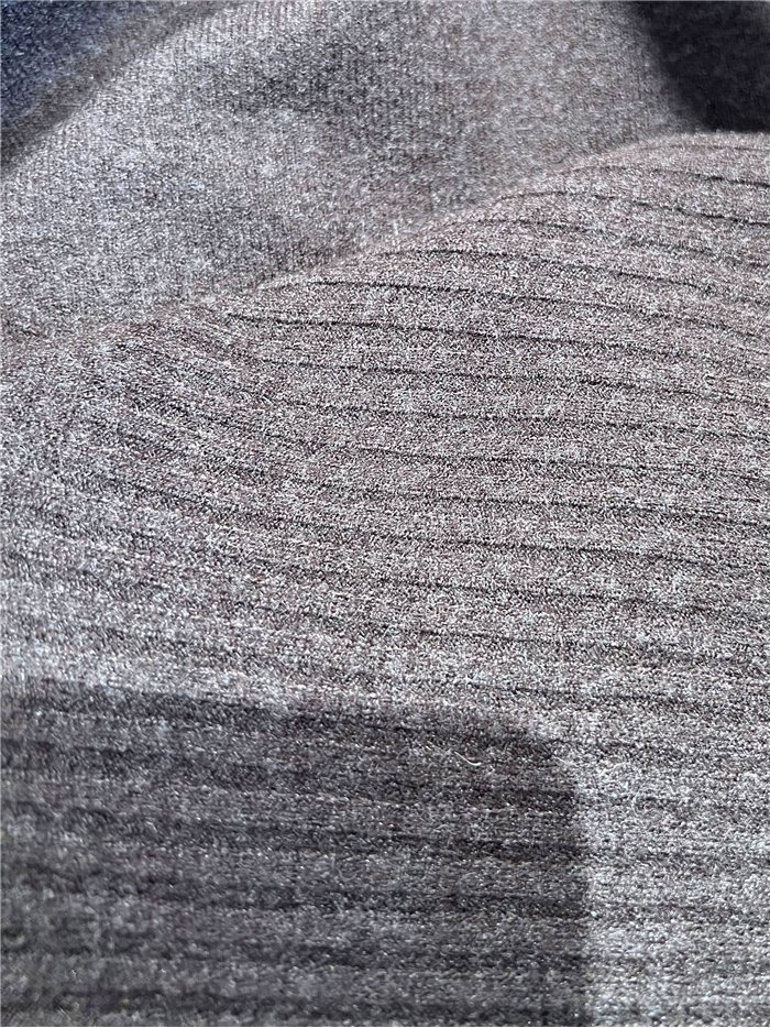 Pull oversize à épaules tombantes