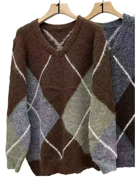 Jersey rombos cuello pico