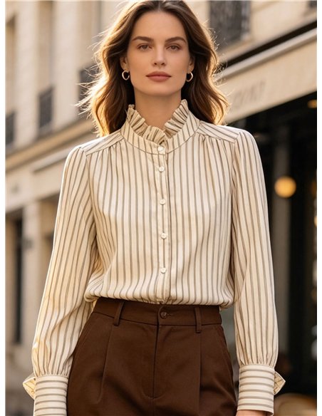 Blusa rayas con cuello volante