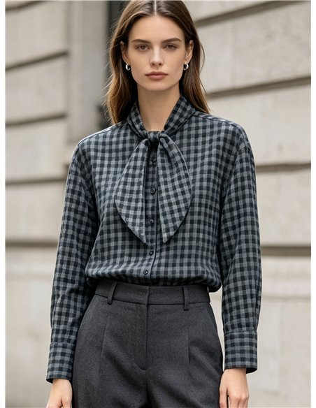 Camisa de cuadros con lazada