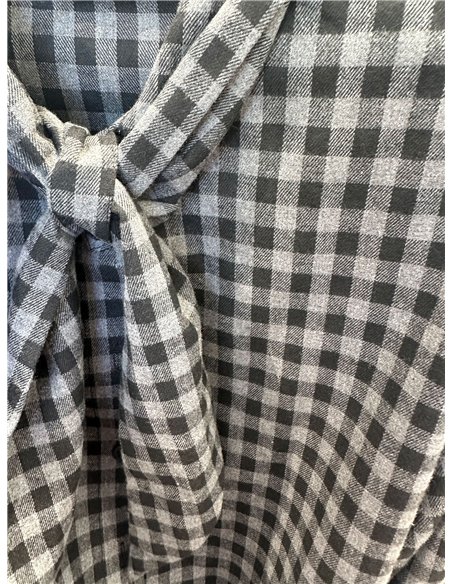 Camisa de cuadros con lazada