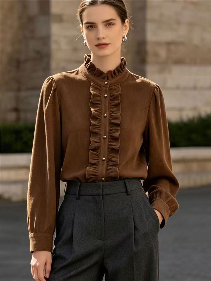 Blusa pana con volantes delanteros