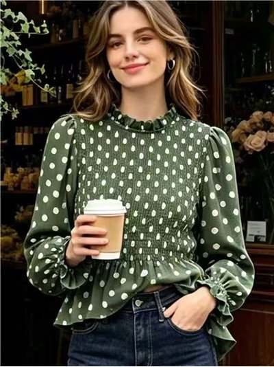 Blusa de lunares con nido de abeja