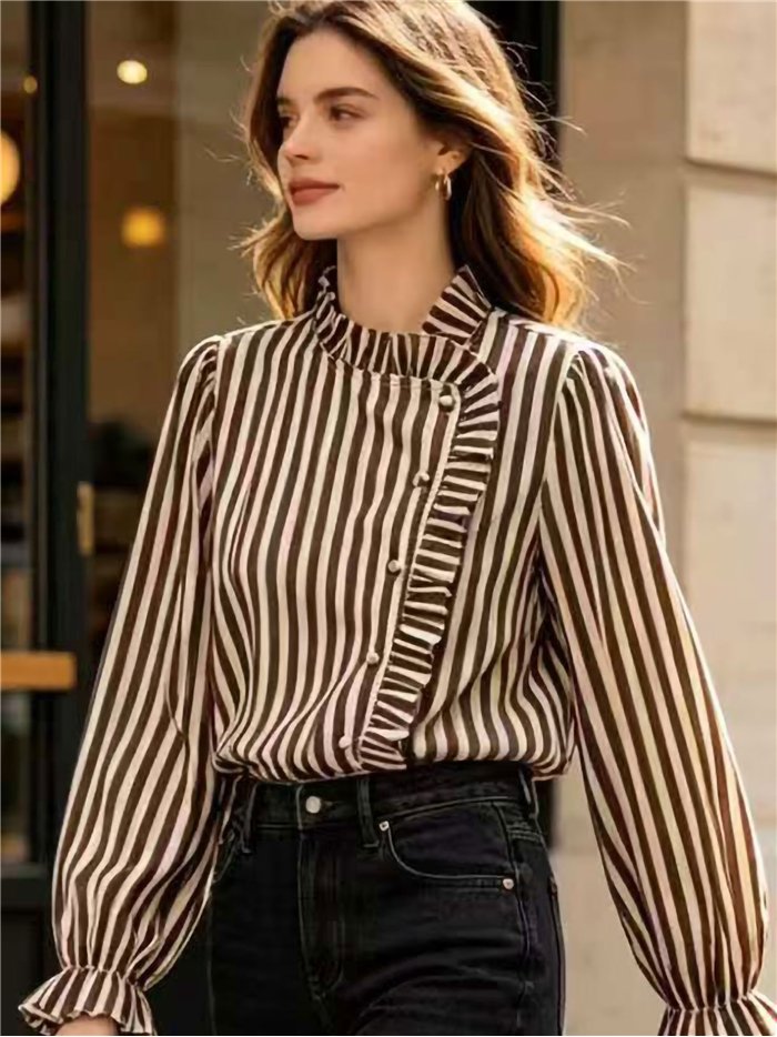 Blusa rayas con volante lateral