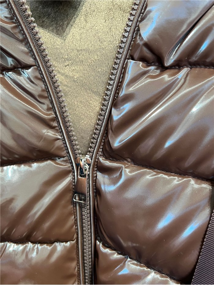 Anorak acharolada capucha forro polar water repellent
