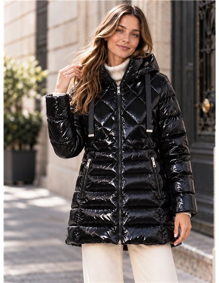 Anorak acharolada capucha water repellent