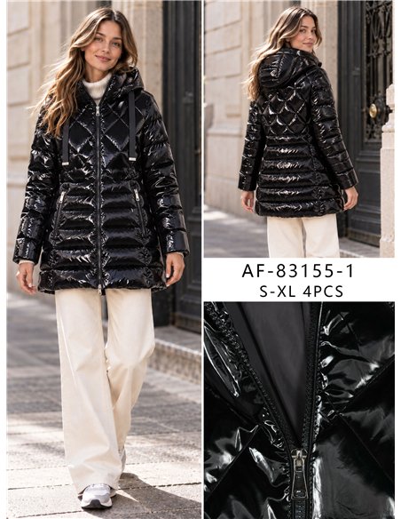 Anorak acharolada capucha water repellent