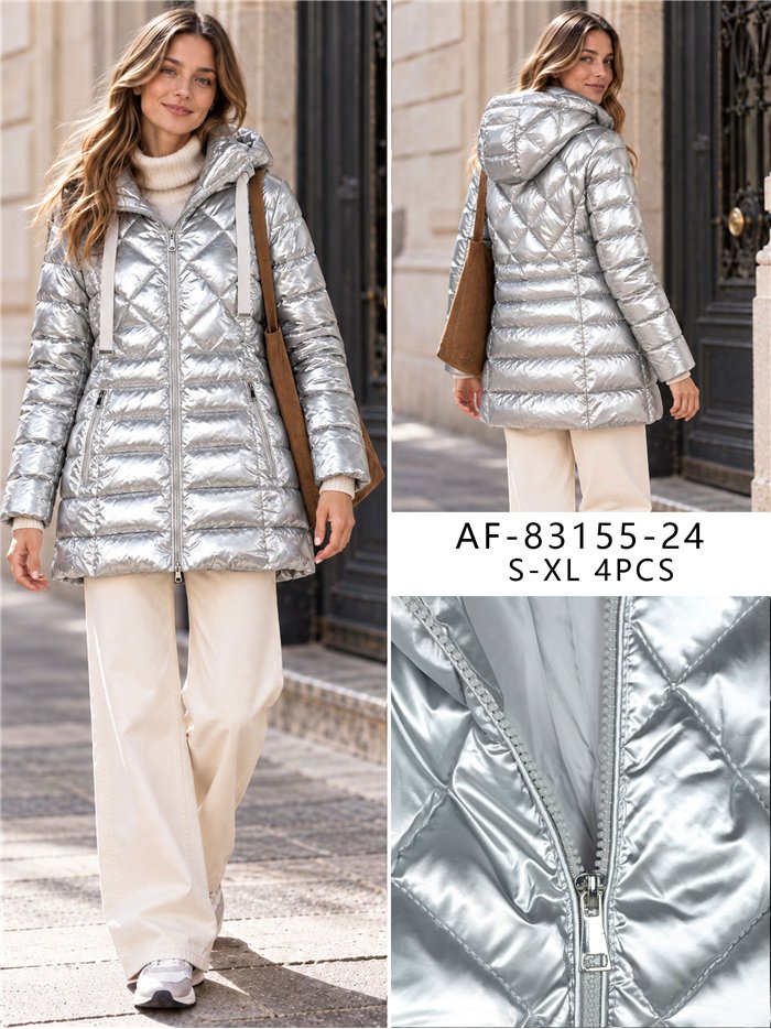 Anorak acharolada capucha water repellent