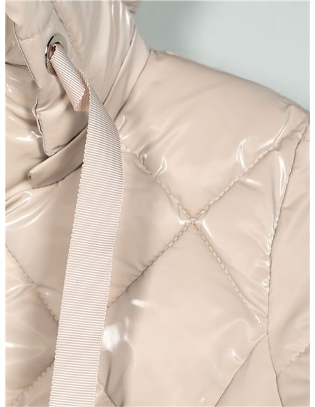 Anorak acharolada capucha water repellent