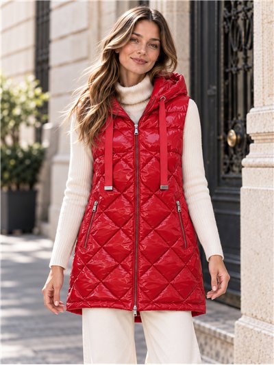Chaleco largo acharolado capucha water repellent