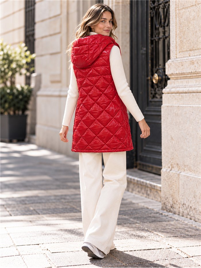 Chaleco largo acharolado capucha water repellent
