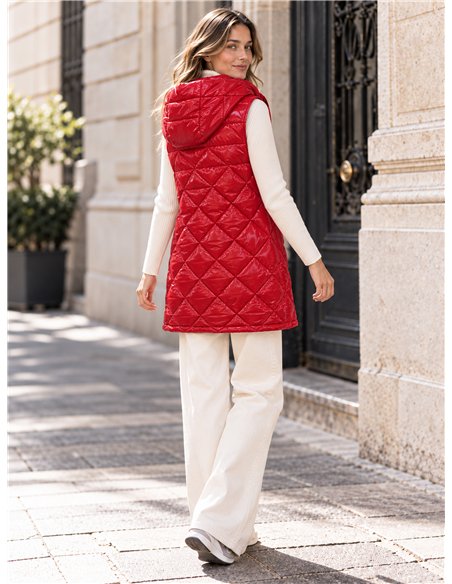 Chaleco largo acharolado capucha water repellent