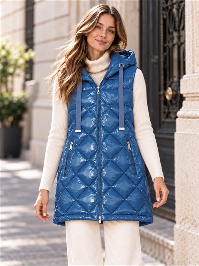 Chaleco largo acharolado capucha water repellent