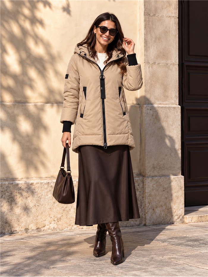 Anorak amplio capucha