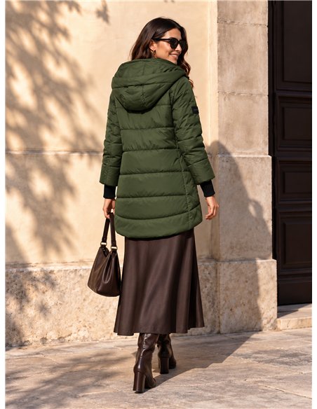 Anorak amplio capucha
