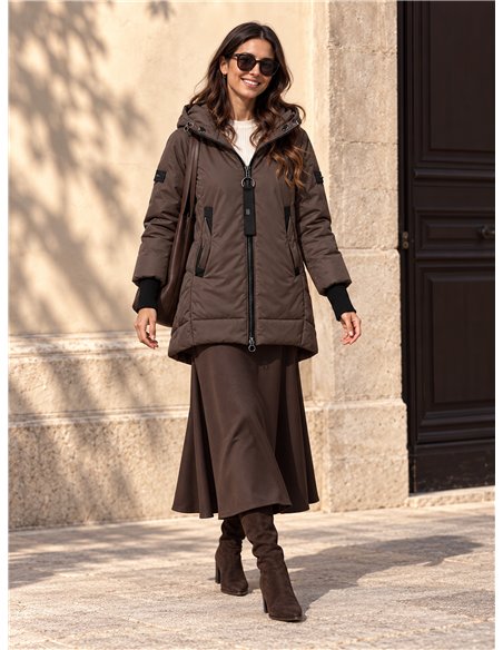 Anorak amplio capucha