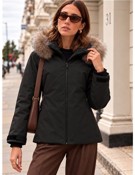 Chaqueta acolchada capucha con pelo