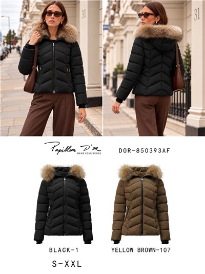 Anorak corto capucha con pelo 2