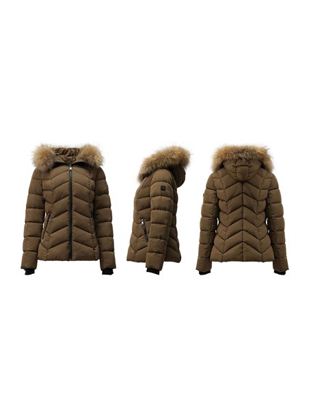 Anorak corto capucha con pelo