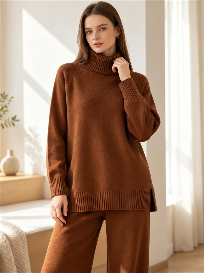 Conjunto jersey cuello vuelto y pantalón