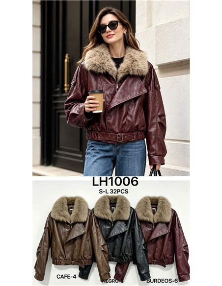 Chaqueta efecto piel con cuello de pelo