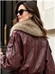 Chaqueta efecto piel con cuello de pelo