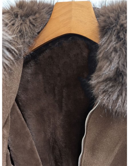 Chaqueta corta paño con cuello de pelo
