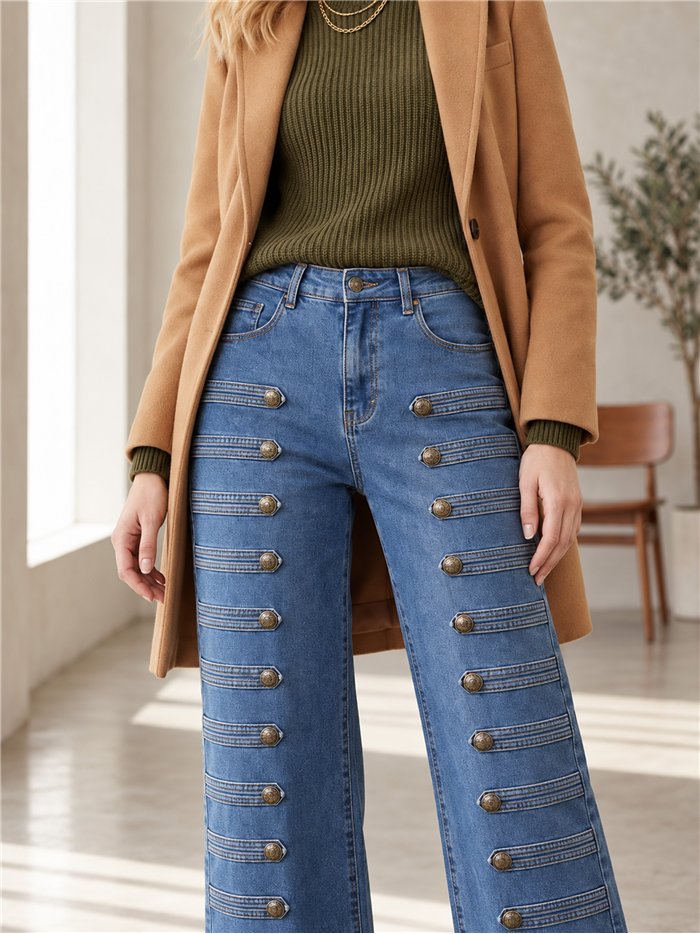 Jeans a gamba larga con dettagli militari
