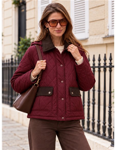 Chaqueta acolchada de rombos cuello pana con capucha