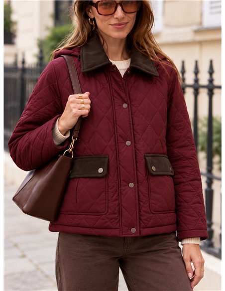 Chaqueta acolchada de rombos cuello pana con capucha