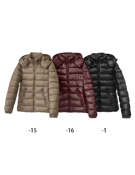Chaqueta acolchada corta con capucha