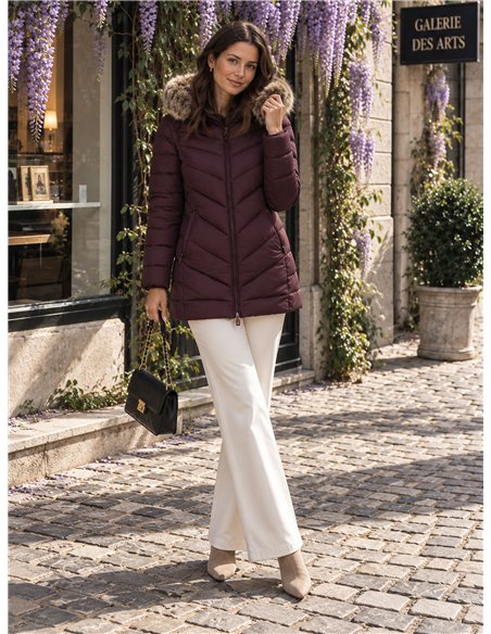 Abrigo largo acolchado con capucha de pelo